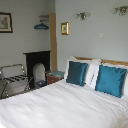 Guest house Bowen House 4*