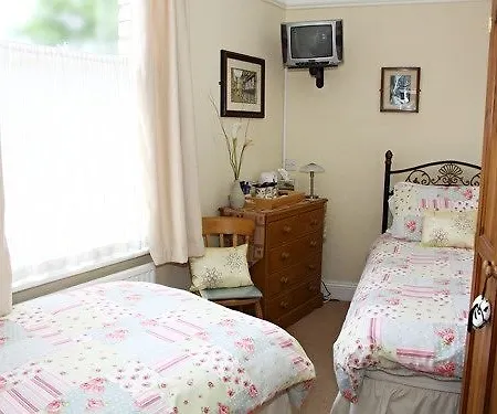 Guest house Bowen House