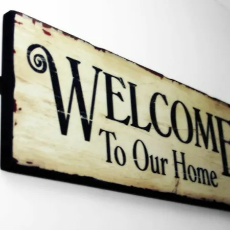 Guest house Bowen House